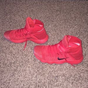 Nike hyper dunk basketball shoes